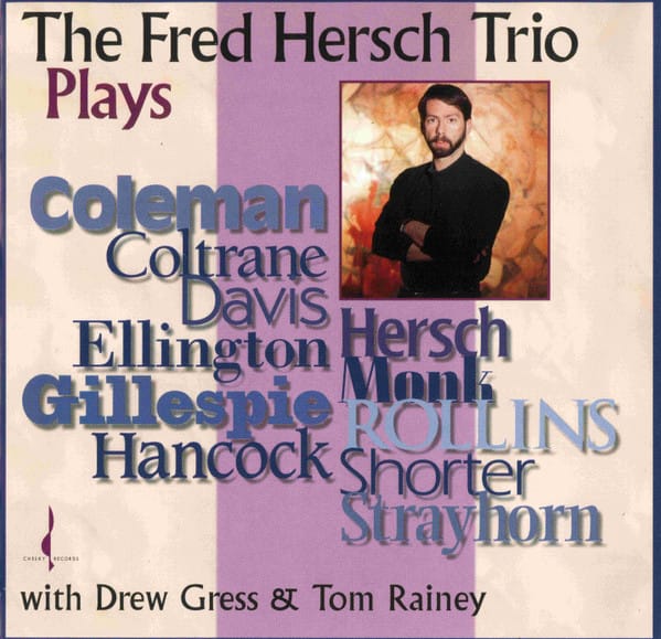 PLAYS (CD)