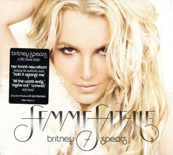 FEMME FATALE